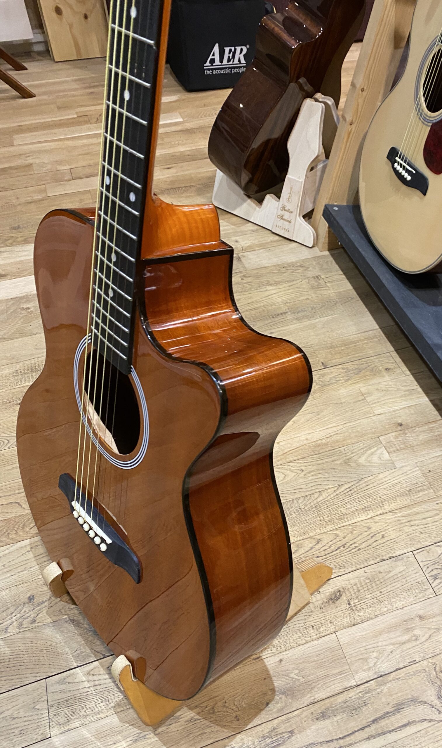 Brunswick BTK40 Grand auditorium met cutaway - Afbeelding 5